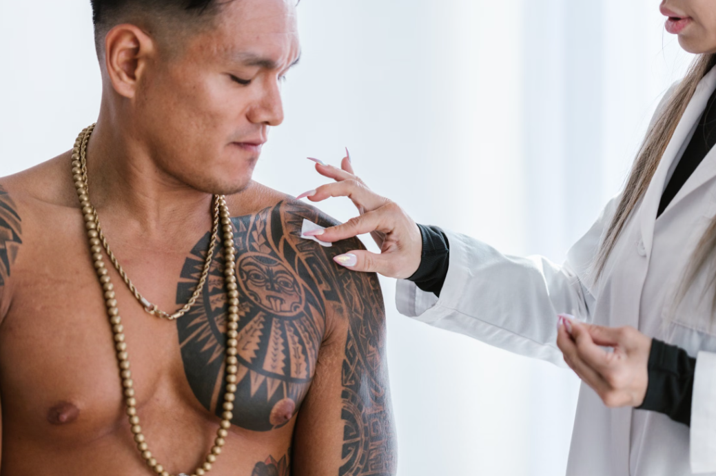 faire tatouer en été